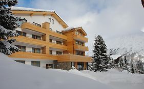 Elite Alpine Lodge - Apart & Breakfast